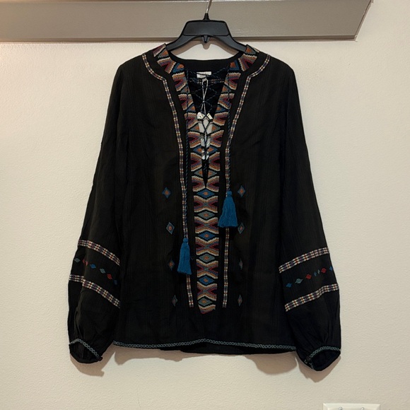 Talitha Tops - Talitha Black Embroidered Blouse SZ S NWT Flaw